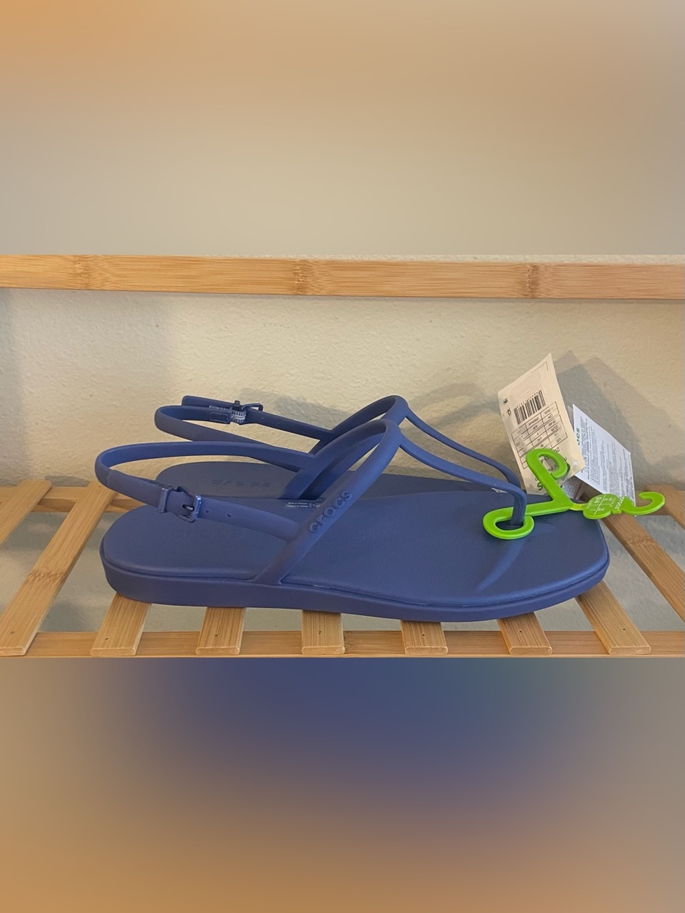 NEW…Crocs Miami Sandals - Picture 3 of 6